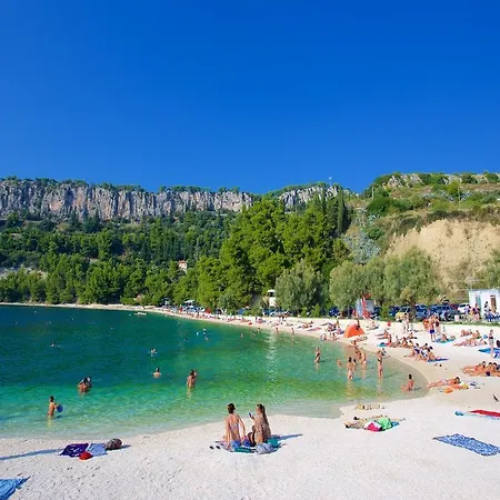 Marin בית הארחה 3*